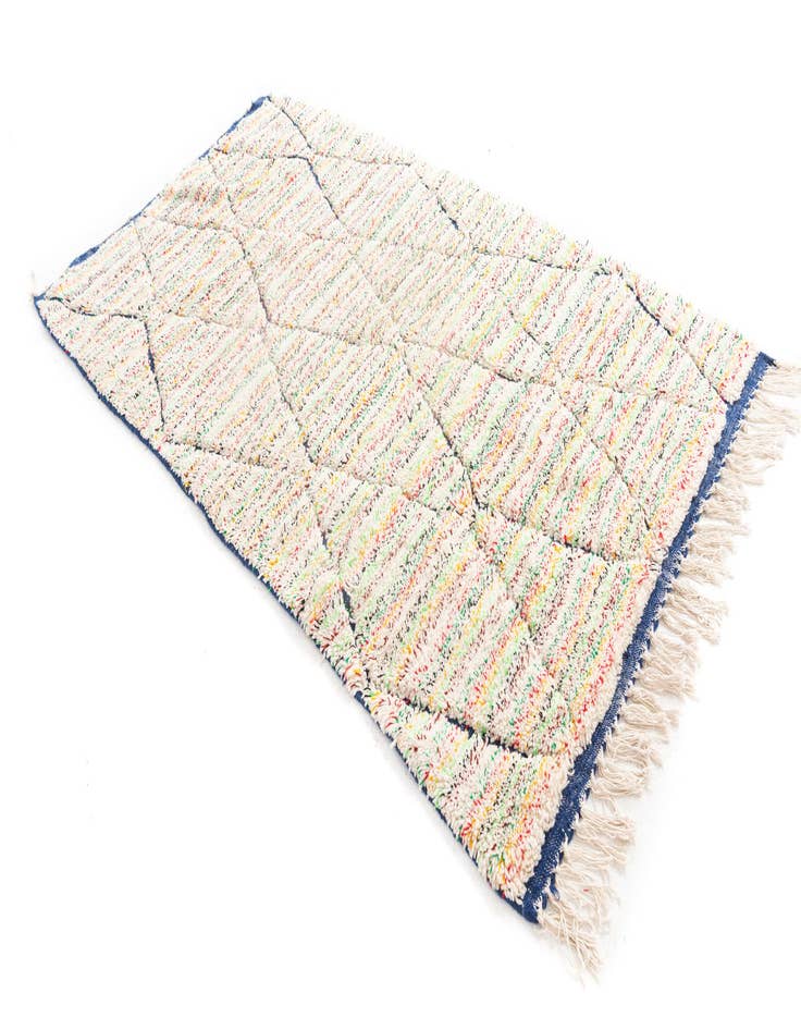 Detail image of  5' x 8' 5  Hand Knotted Moroccan Wool Rug