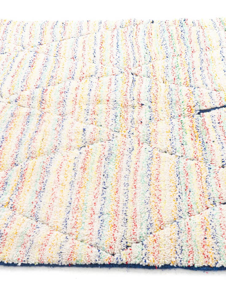 Detail image of  5' 7 x 7' 7  Hand Knotted Moroccan Wool Rug