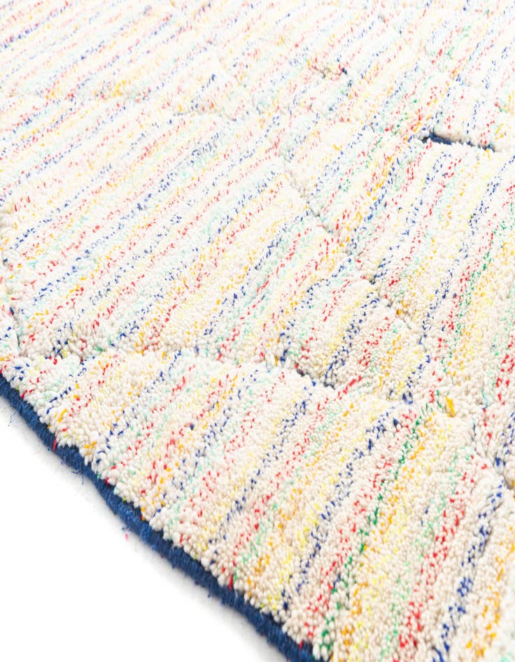 Detail image of  5' 7 x 7' 7  Hand Knotted Moroccan Wool Rug