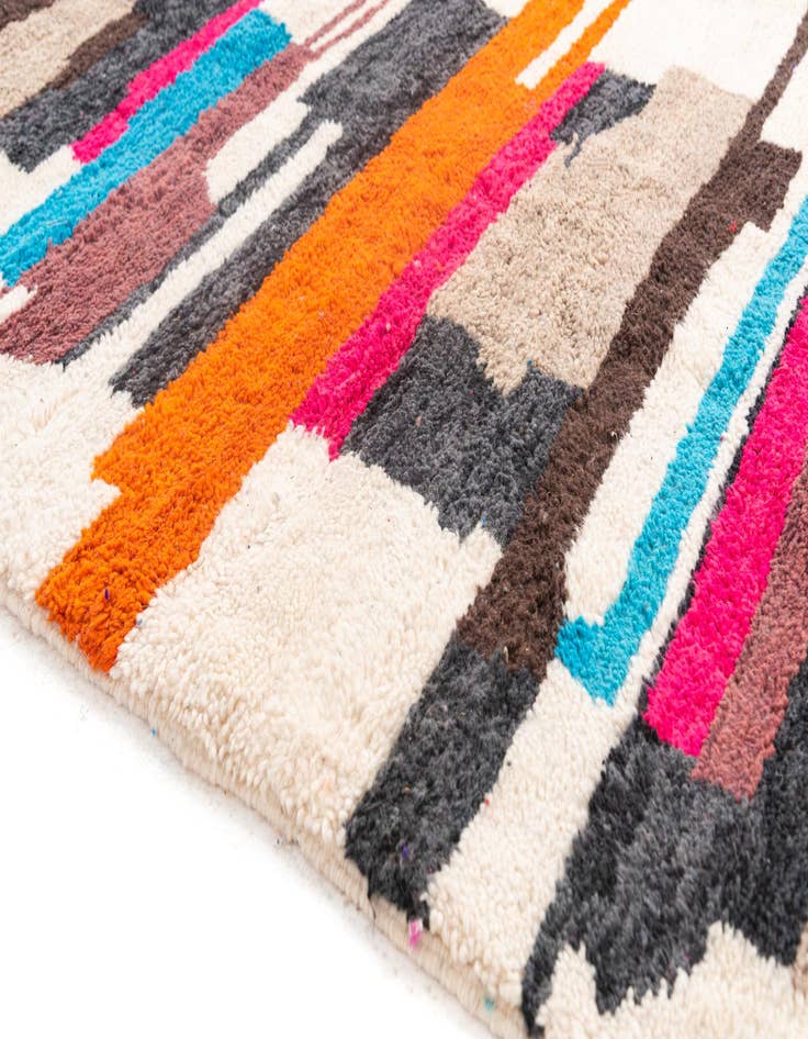 Detail image of  4' 6 x 7' 10  Hand Knotted Moroccan Wool Rug