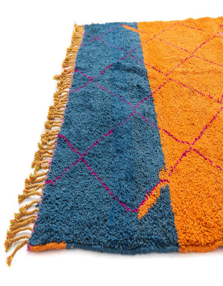 Detail image of  6' 6 x 9' 6  Hand Knotted Moroccan Wool Rug