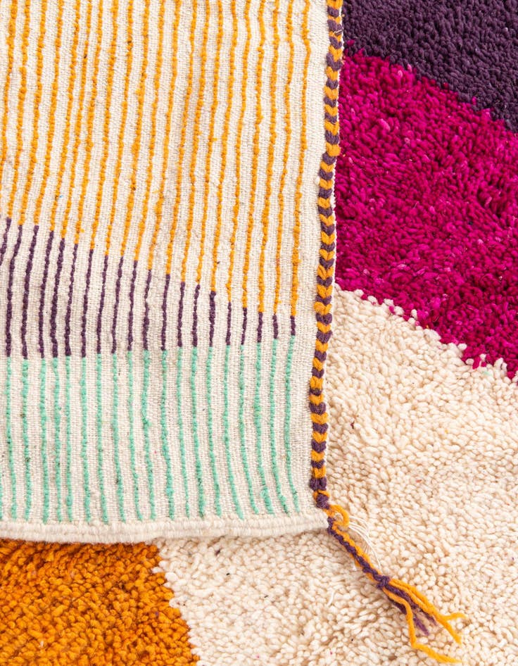 Detail image of  5' 3 x 7' 8  Hand Knotted Moroccan Wool Rug