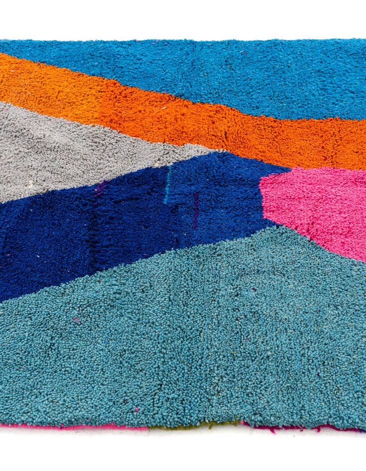 Detail image of  4' 10 x 8'  Hand Knotted Moroccan Wool Rug