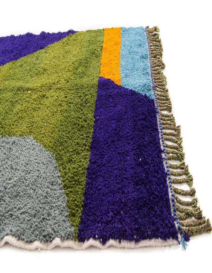 Detail image of  5' 2 x 7' 2  Hand Knotted Moroccan Wool Rug