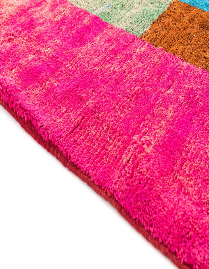 Detail image of  5' 2 x 7' 8  Hand Knotted Moroccan Wool Rug