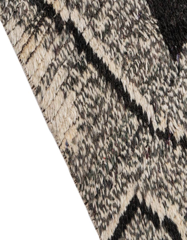 Detail image of  4' x 6' 9  Hand Knotted Moroccan Wool Rug