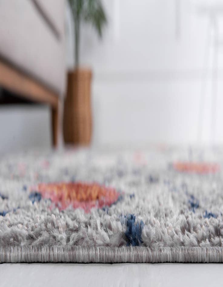 Detail image of  8' x 10' Morocco Rug