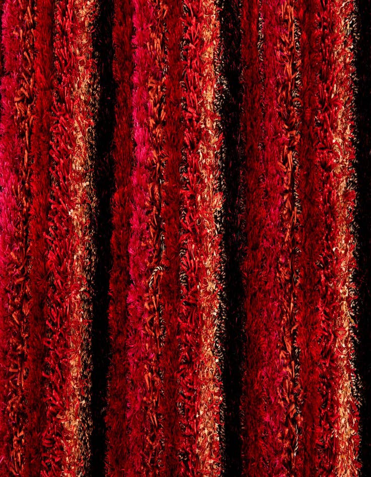 Detail image of  5' x 6' 6 Multi-Tone Shag Rug