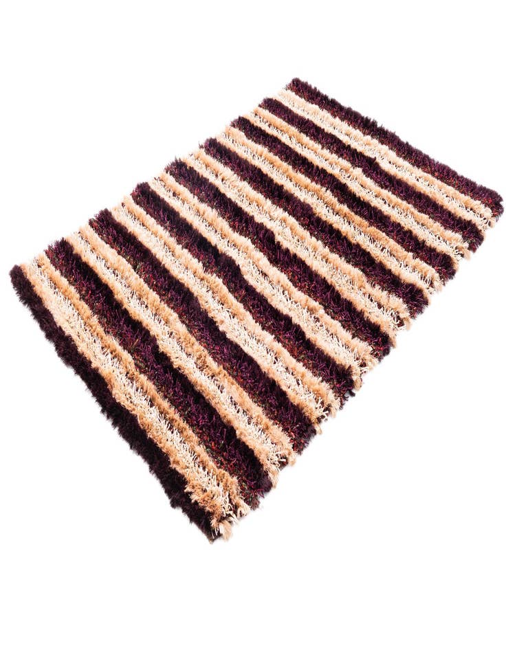 Detail image of  5' x 6' 10 Multi-Tone Shag Rug