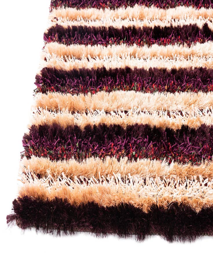 Detail image of  5' x 6' 10 Multi-Tone Shag Rug