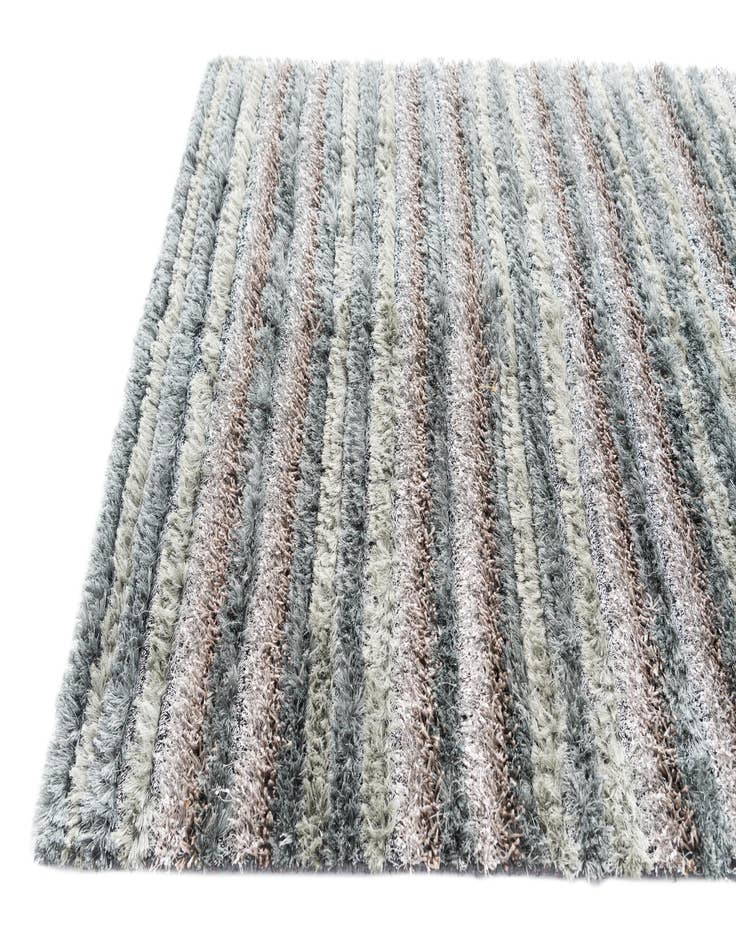 Detail image of  5' x 6' 7 Multi-Tone Shag Rug