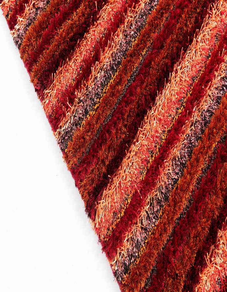 Detail image of  5' 6 x 7' 6  Hand Knotted Multi-Tone Shag Rug