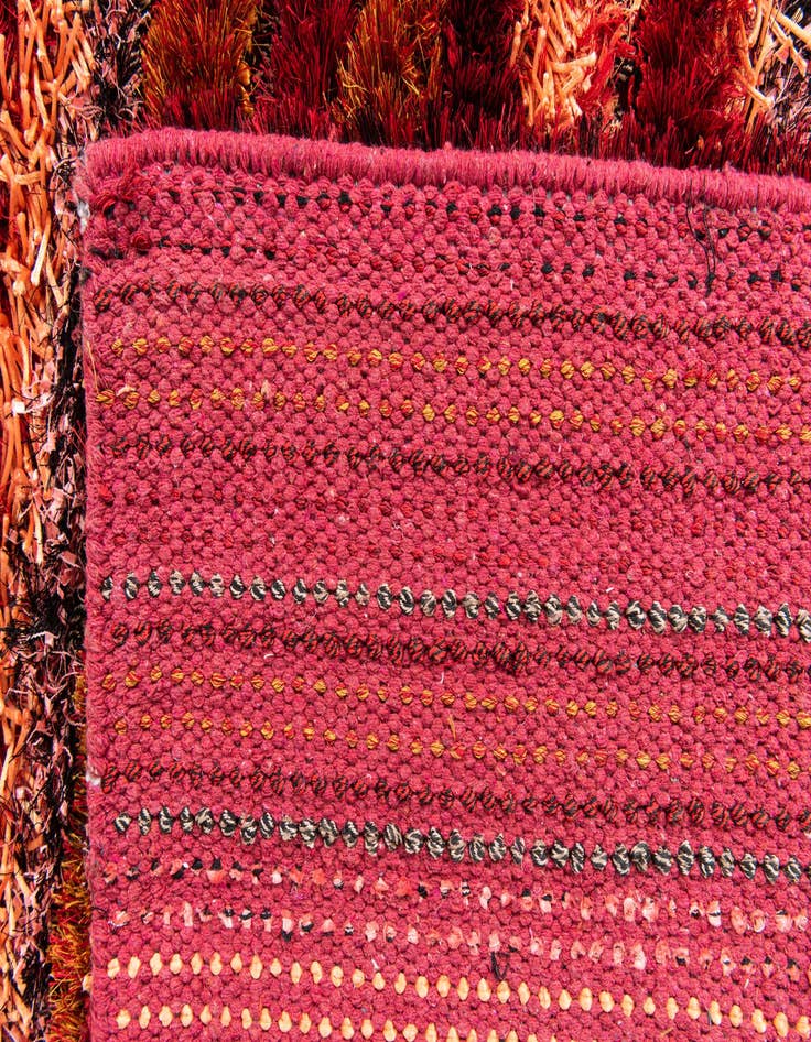 Detail image of  5' 6 x 7' 6  Hand Knotted Multi-Tone Shag Rug