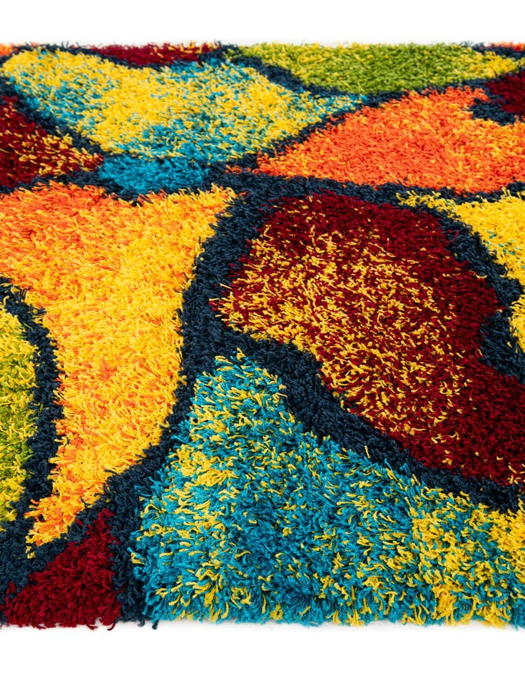 Detail image of  5' x 7' 5 Multi-Tone Shag Rug