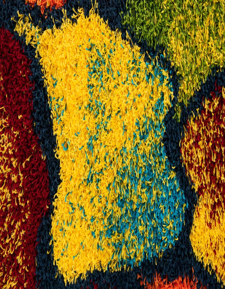 Detail image of  5' x 7' 5 Multi-Tone Shag Rug