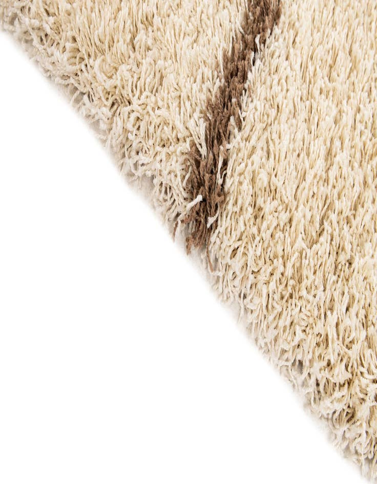 Detail image of  5' 3 x 7' 7 Multi-Tone Shag Rug