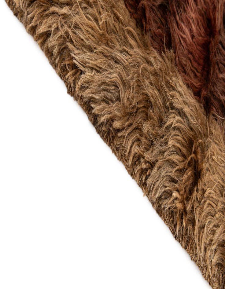 Detail image of  3' 11 x 6' 3  Hand Knotted Multi-Tone Shag Wool Rug