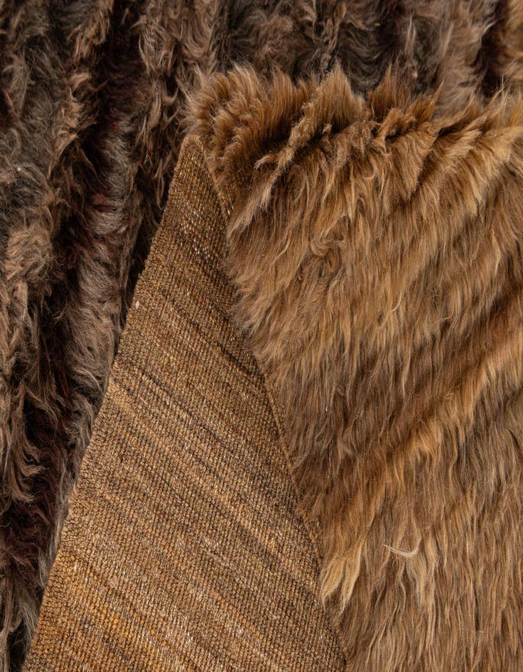 Detail image of  5' 3 x 7' 1  Hand Knotted Multi-Tone Shag Wool Rug