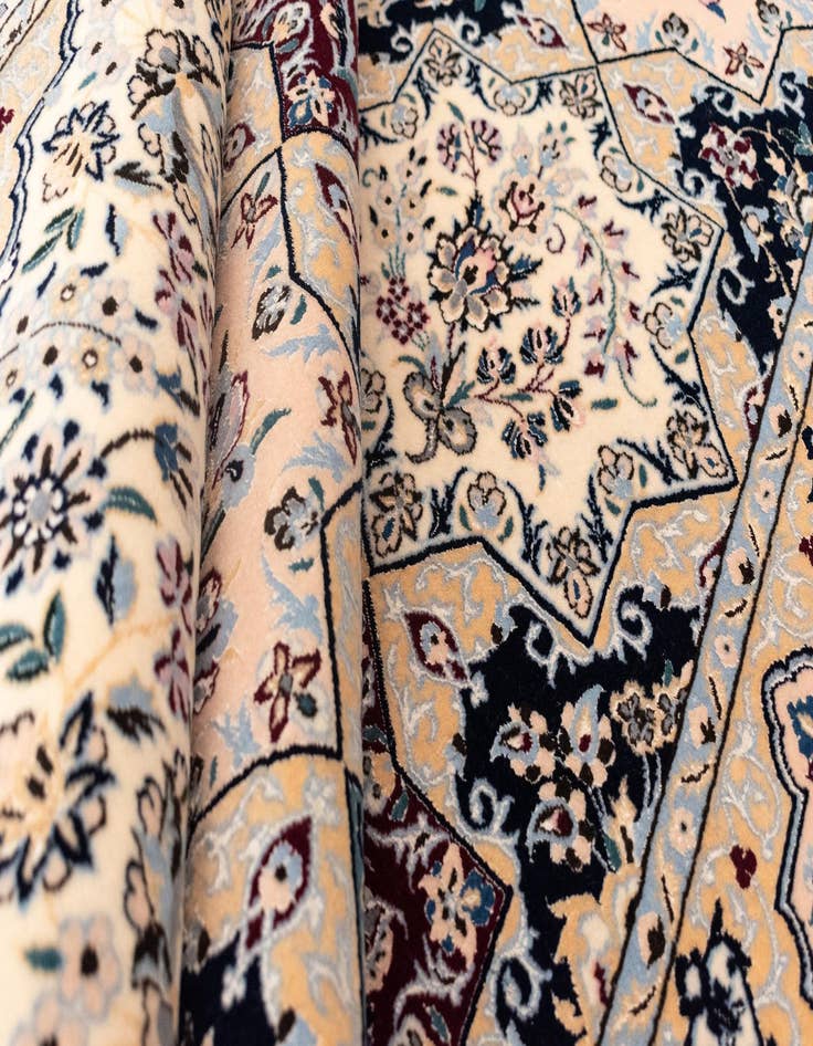 Detail image of  5' 8 x 8' 7 Nain Rug