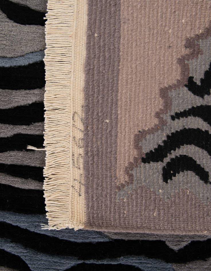 Detail image of  4' x 5' 10  Hand Knotted Nepal Wool Rug