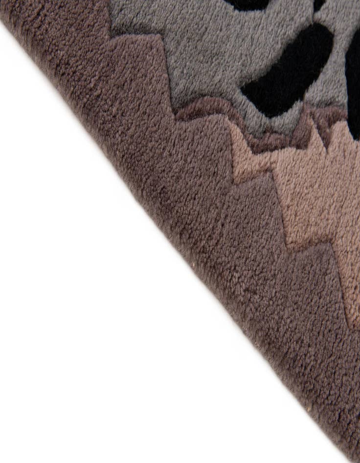 Detail image of  4' x 5' 10  Hand Knotted Nepal Wool Rug