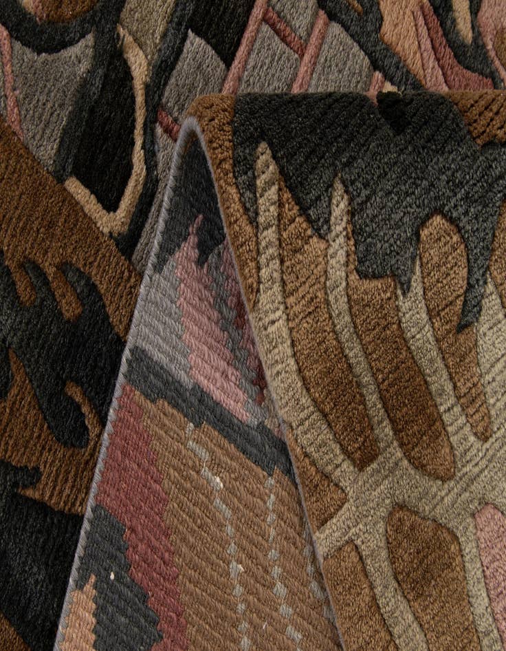 Detail image of  3' 11 x 5' 11  Hand Knotted Nepal Wool Rug