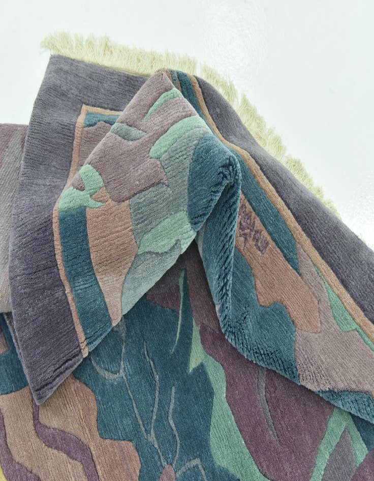 Detail image of  6' 5 x 9' 9  Hand Knotted Nepal Wool Rug