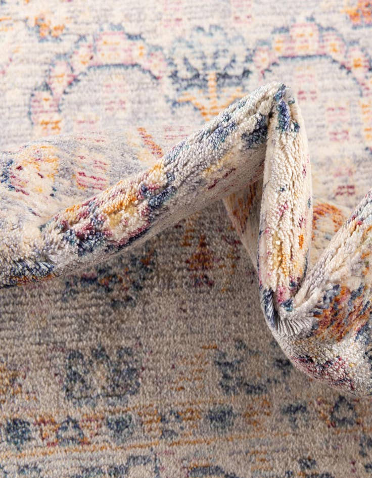 Detail image of  5' x 8' 2 Noble Rug