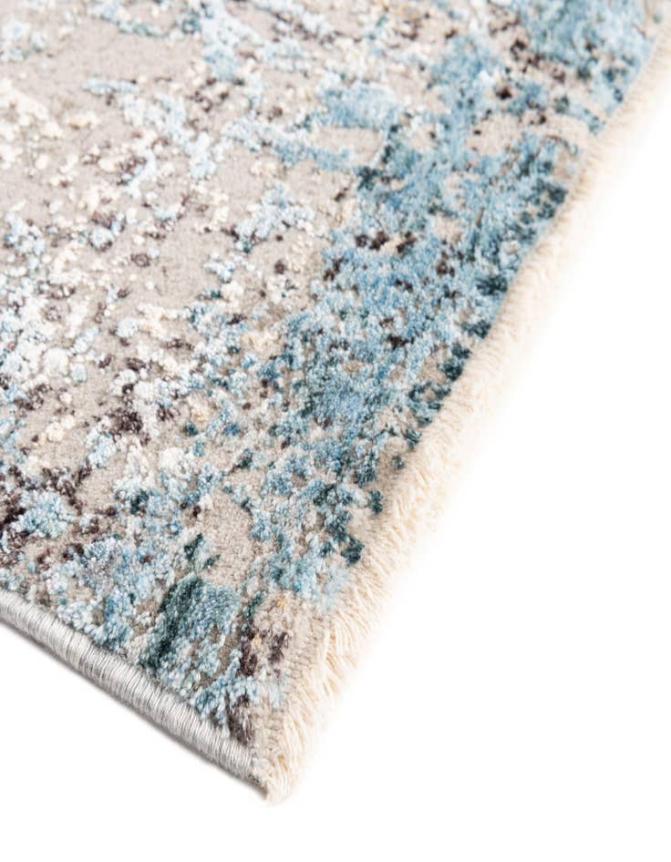 Detail image of  5' 3 x 8' Noble Rug