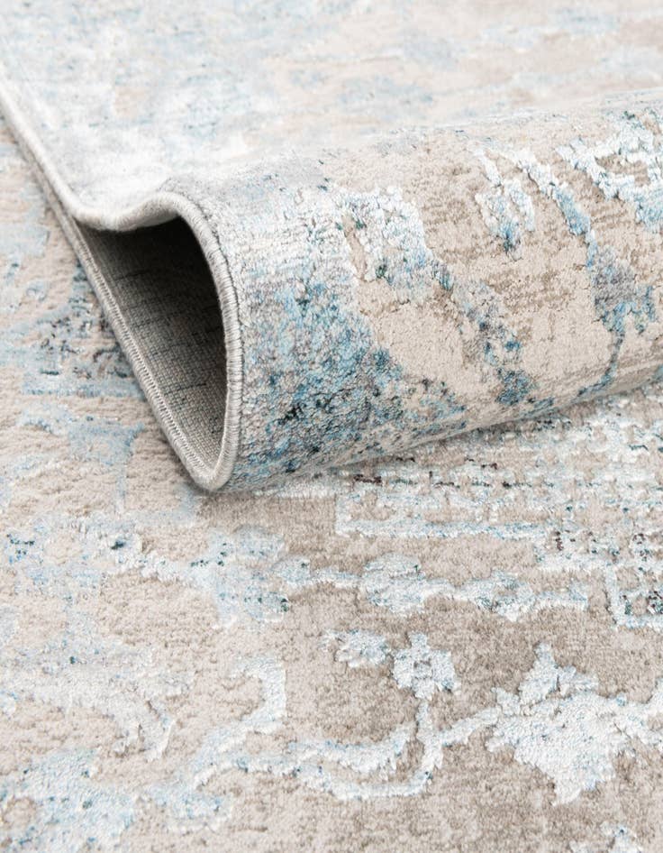 Detail image of  5' 3 x 8' Noble Rug