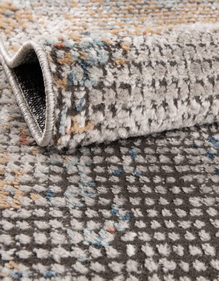 Detail image of  5' 6 x 7' 7 Nyla Rug