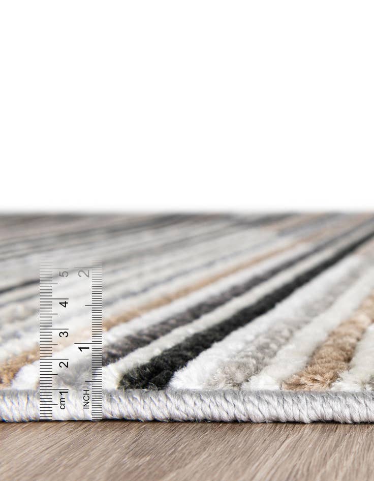 Detail image of  4' x 6' Odyssey Rug