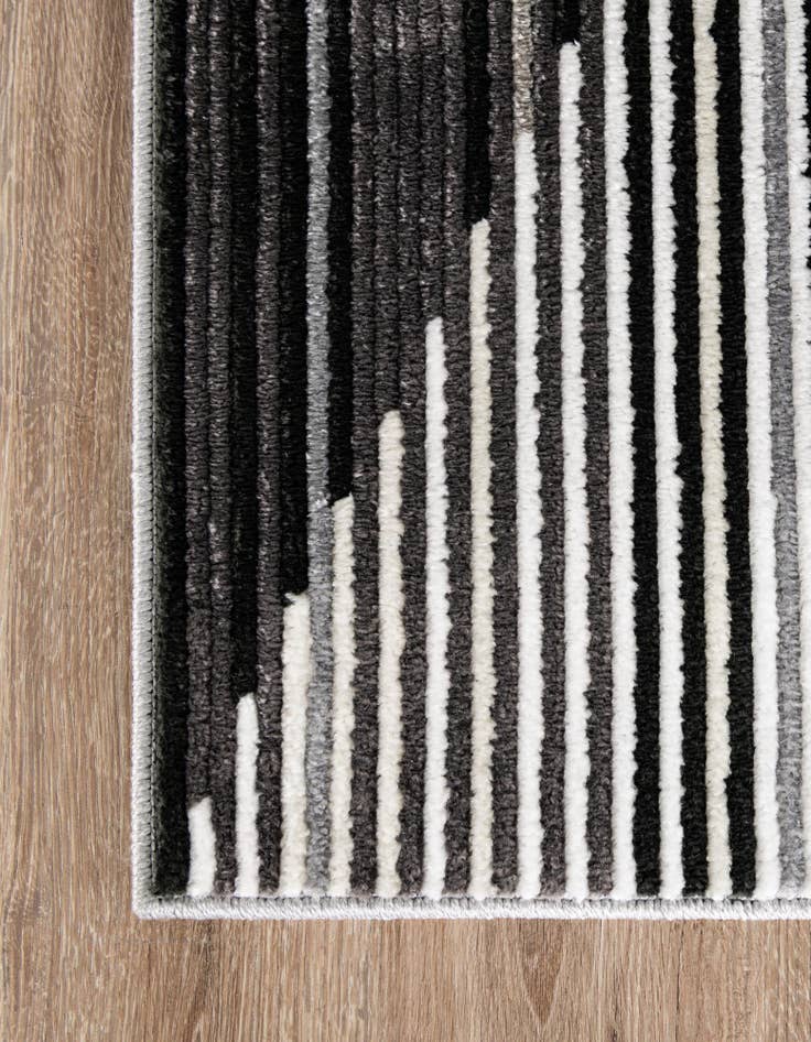 Detail image of  4' x 6' Odyssey Rug