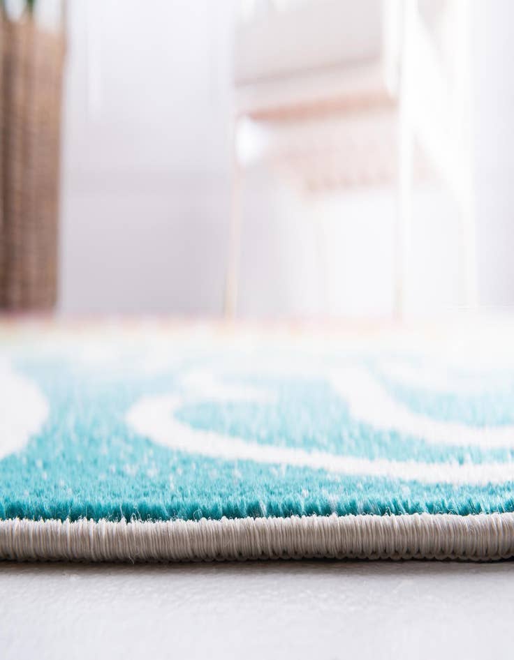 Detail image of Jane Seymour 8' x 10' Open Hearts Rug