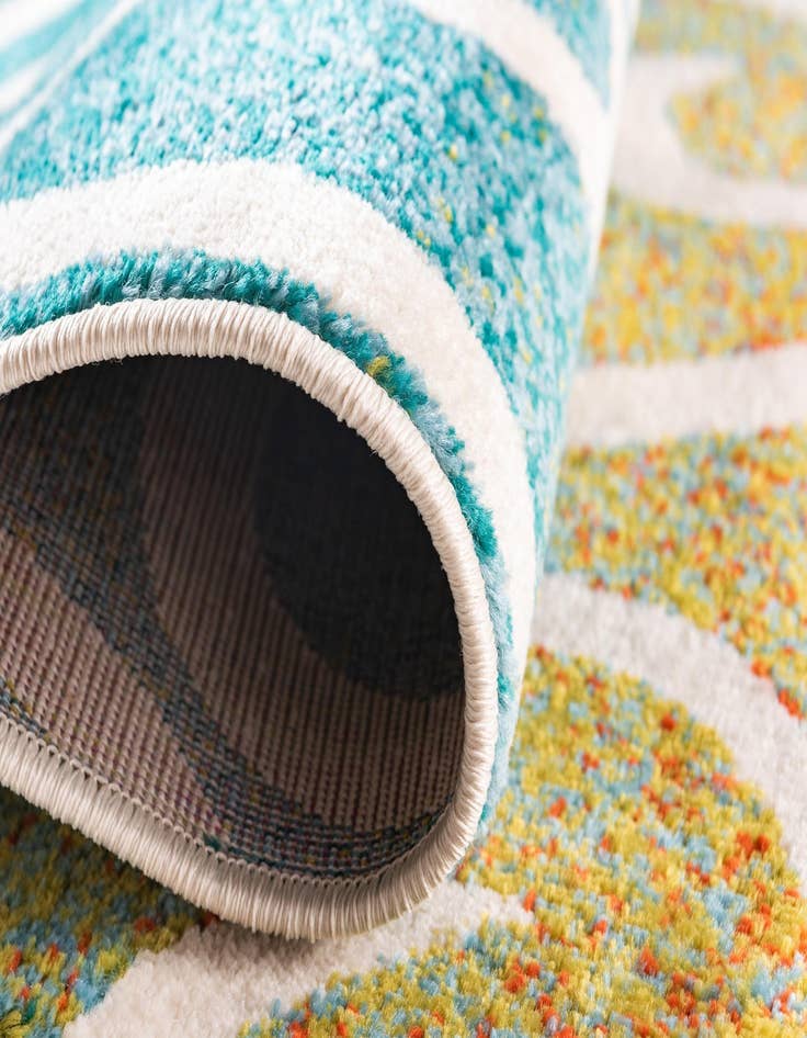 Detail image of Jane Seymour 8' x 10' Open Hearts Rug