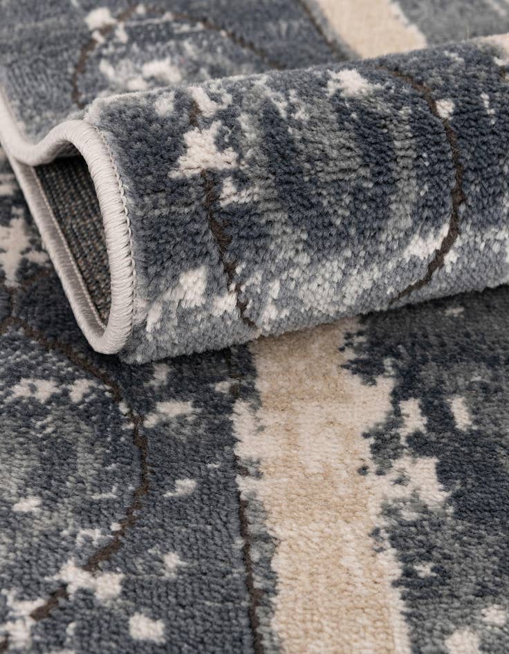 Detail image of  10' x 13' Oregon Rug