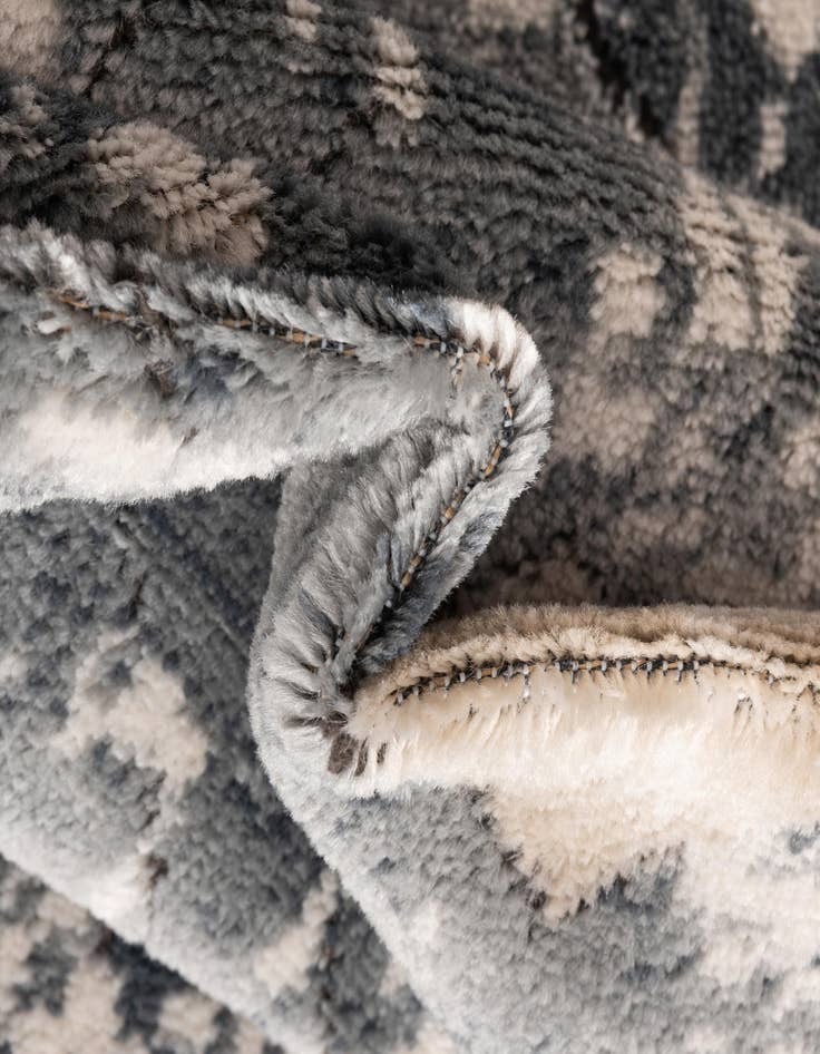 Detail image of  10' x 13' Oregon Rug