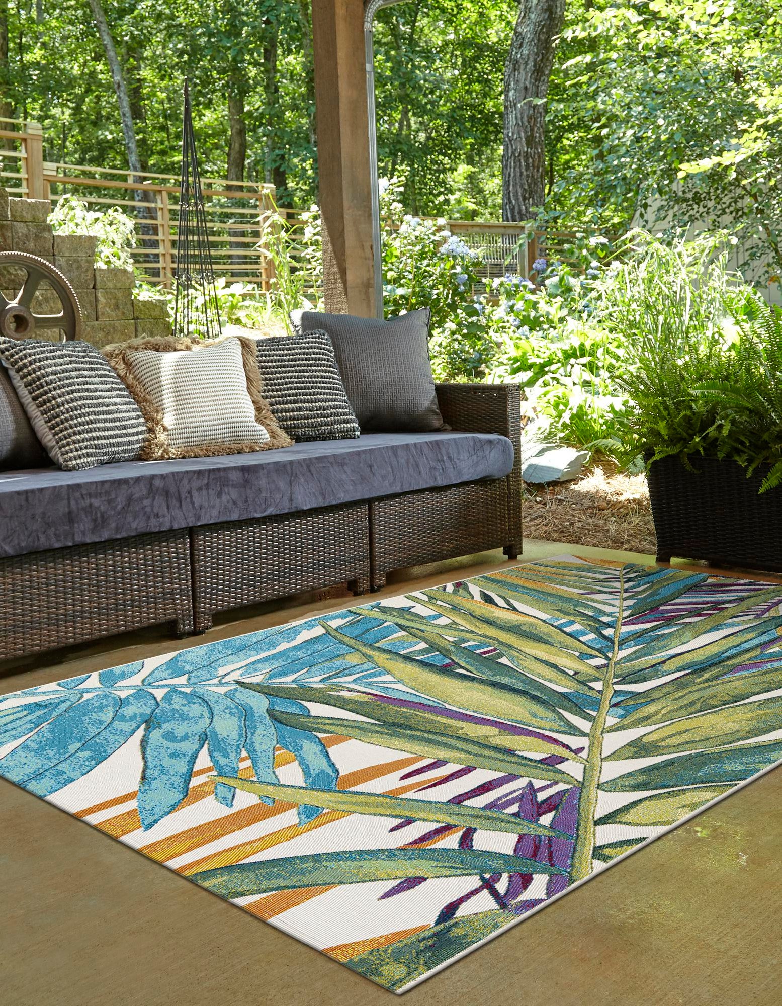 Multicolor 4' x 6' Botanical Indoor / Outdoor Rug | Rugs.com