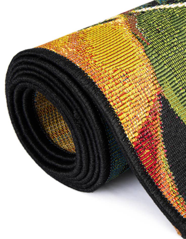 Detail image of  7' x 10'  Washable Botanical Indoor / Outdoor Rug