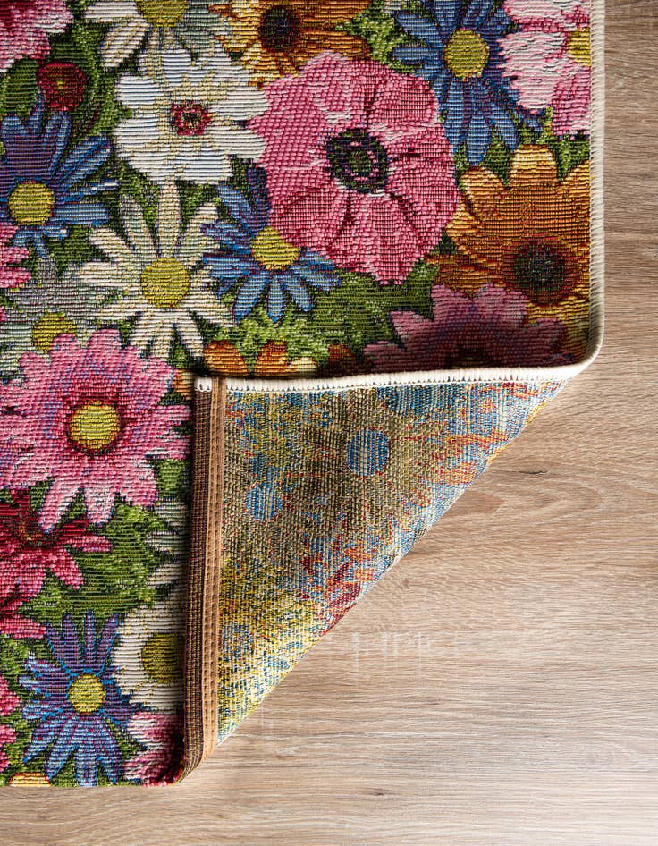 Detail image of  4' x 6'  Washable Botanical Indoor / Outdoor Rug