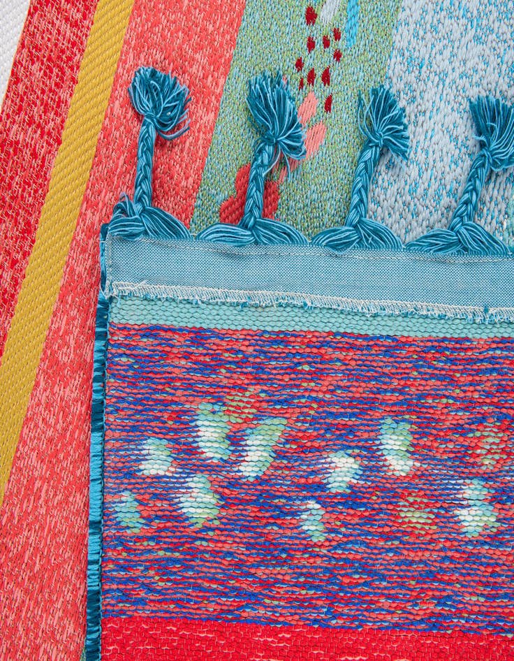 Detail image of 5' x 6' 8 Washable Modern Indoor / Outdoor Rug