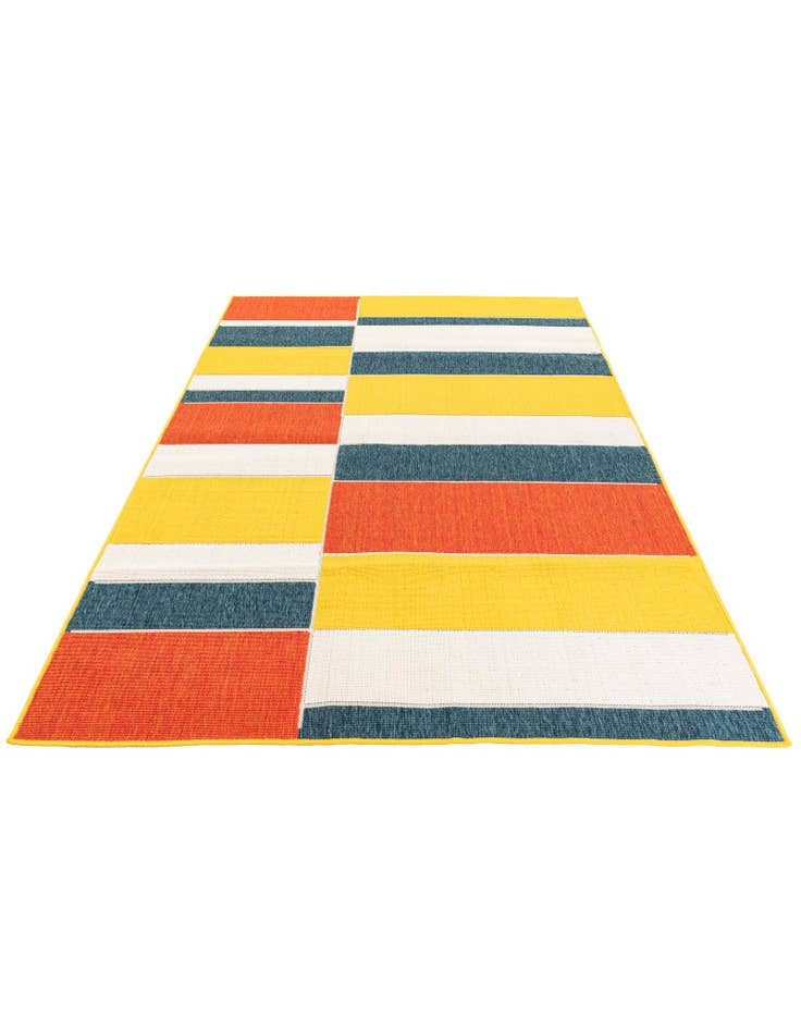 Detail image of  5' 3 x 7' 6  Washable Modern Indoor / Outdoor Rug