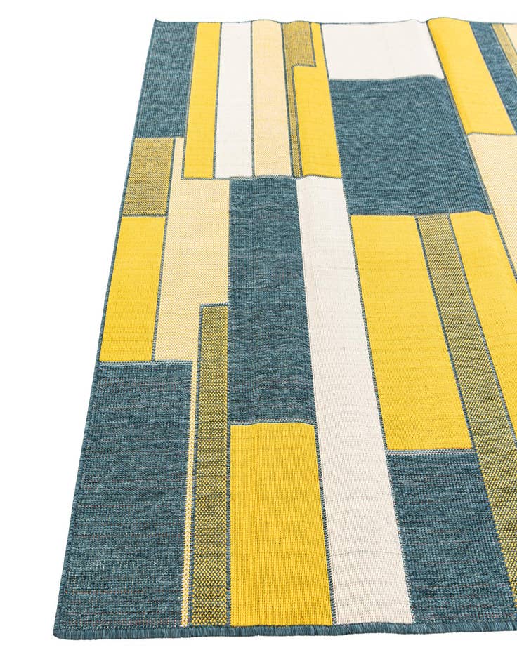 Detail image of  5' 3 x 7' 6  Washable Modern Indoor / Outdoor Rug