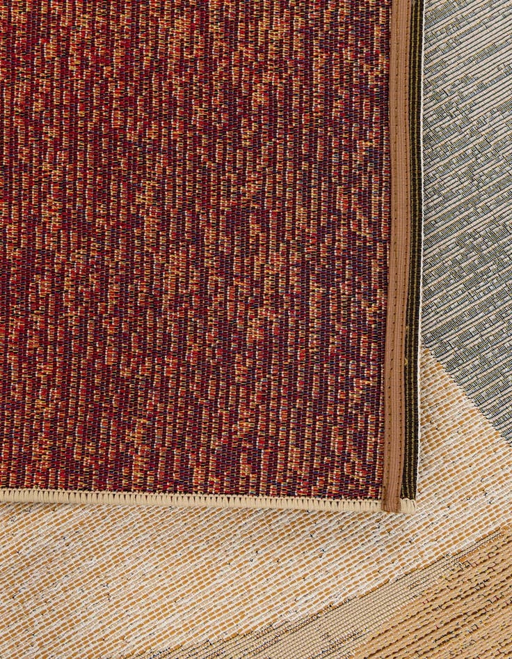 Detail image of 5' 2 x 7' 8 Washable Modern Indoor / Outdoor Rug