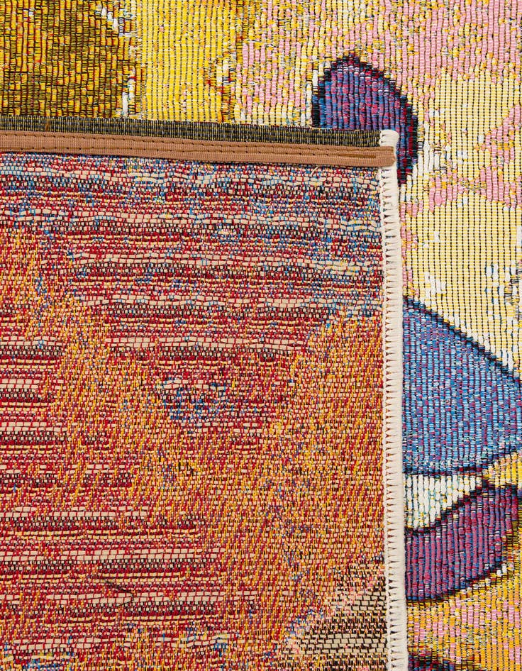 Detail image of  5' 3 x 7' 9  Washable Modern Indoor / Outdoor Rug