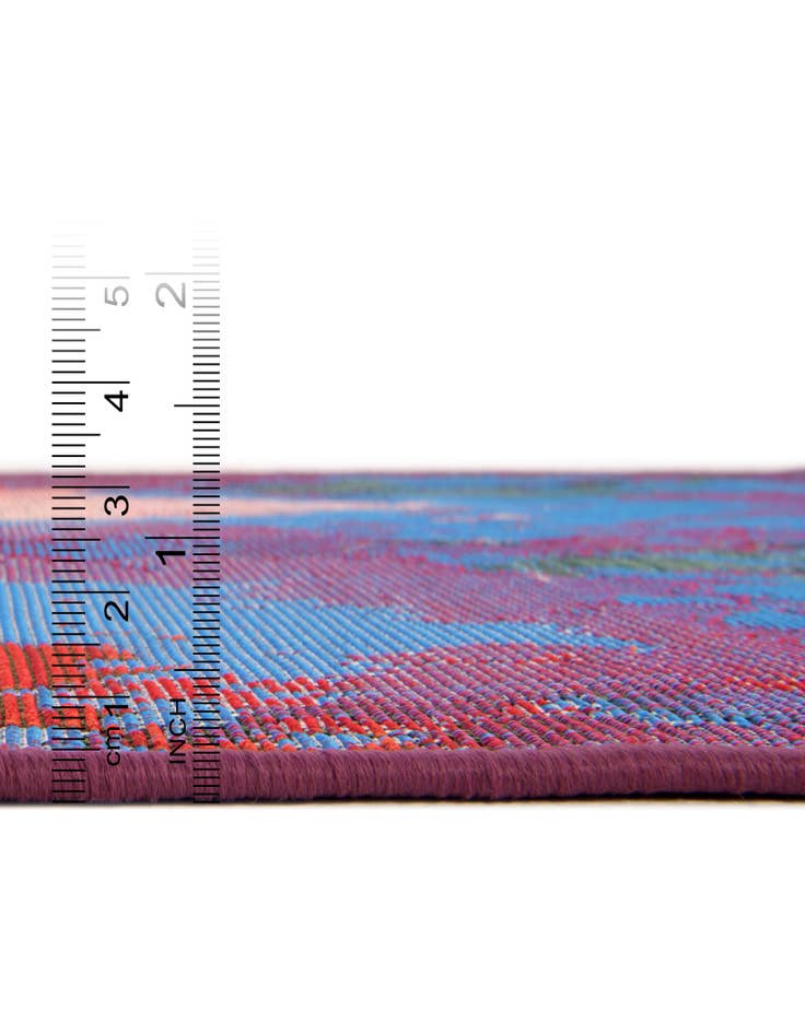 Detail image of  7' x 10'  Washable Modern Indoor / Outdoor Rug