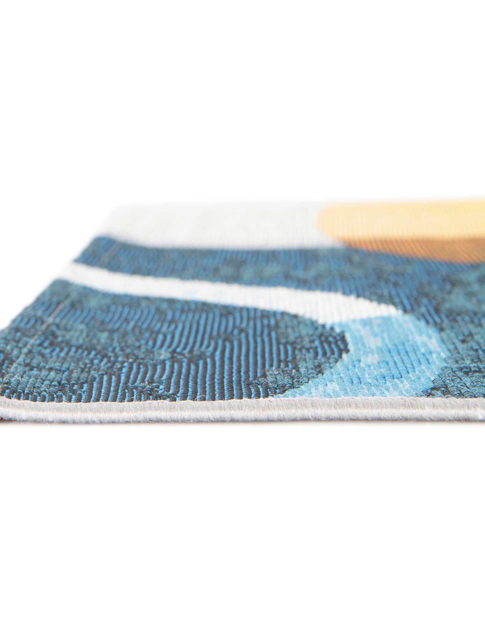  2' x 3' 1  Washable Modern Indoor / Outdoor Rug