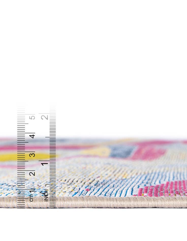 Detail image of  2' x 3'  Washable Modern Indoor / Outdoor Rug