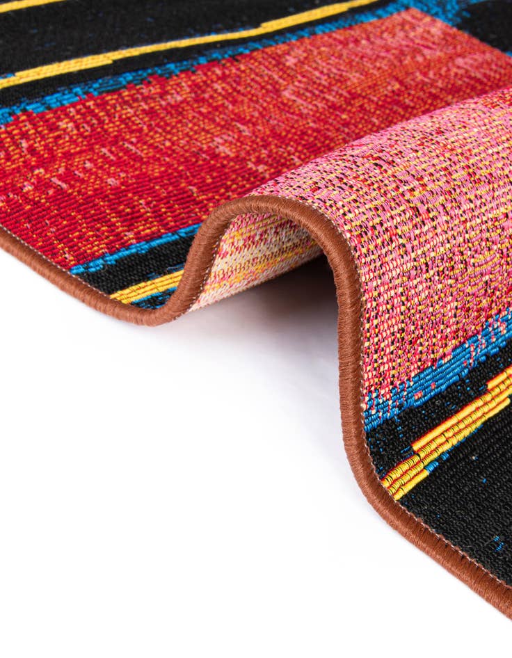 Detail image of  7' 10 x 10'  Washable Modern Indoor / Outdoor Rug