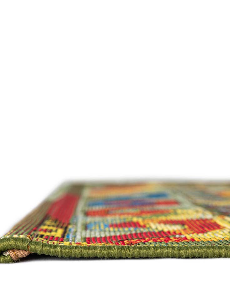 Detail image of  7' 10 x 10'  Washable Southwestern Indoor / Outdoor Rug